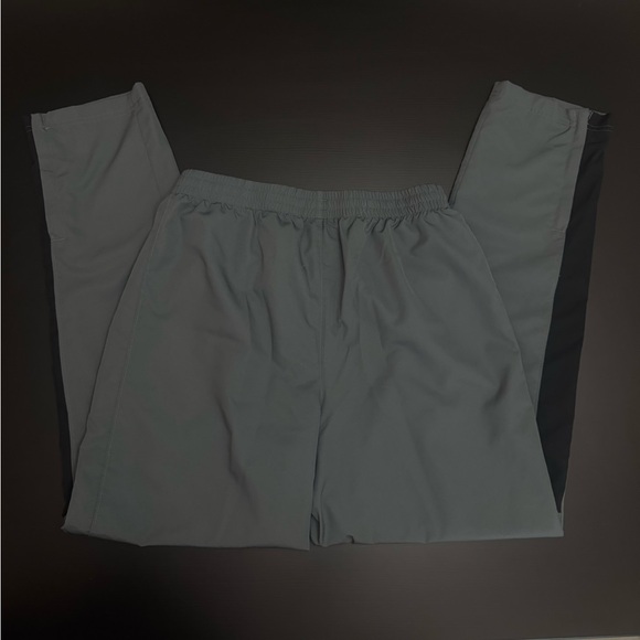 Men’s Under Armour Gray Pants Large - Picture 2 of 8